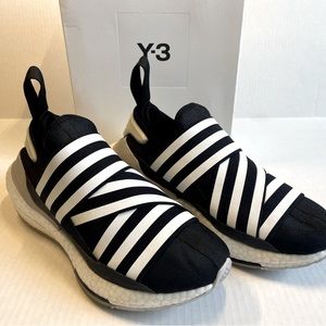 Y-3 Ultraboost 22 - Adidas x Yamamoto - Size US 8